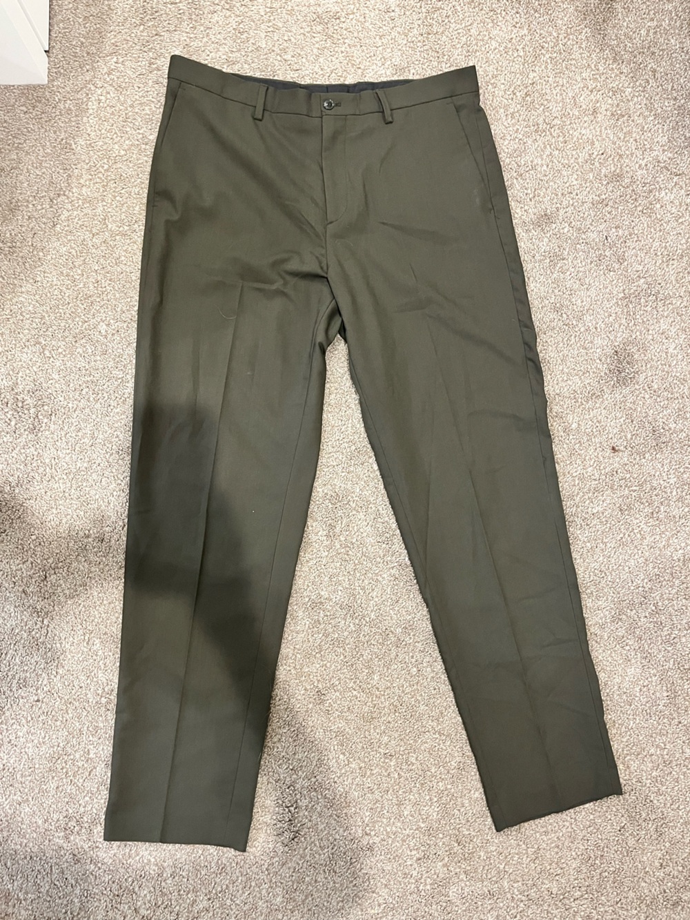 Zara Men's Dress Pants in Olive Green